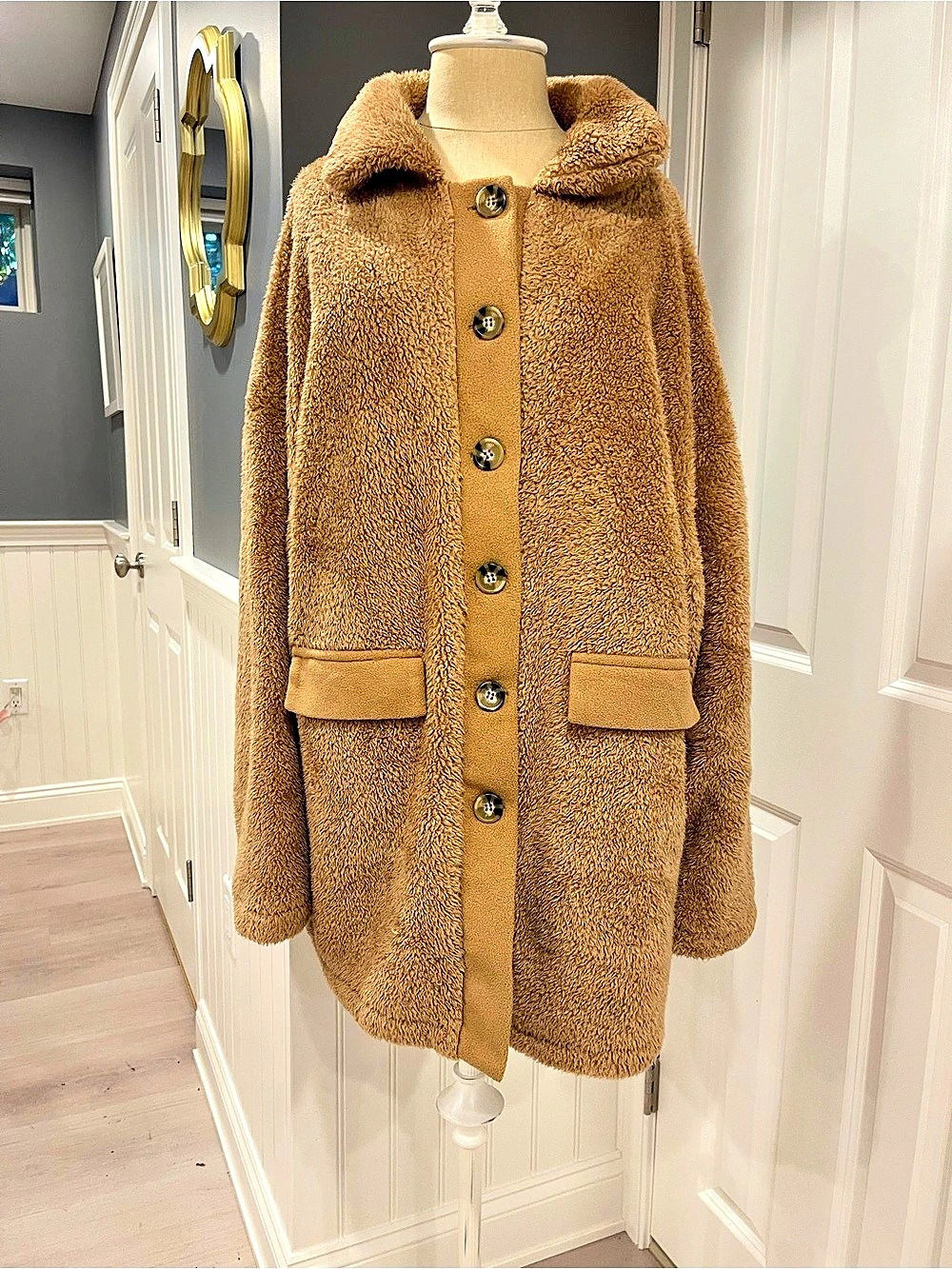 Miss Sparkling Teddy Jacket in Brown Size XL Like New